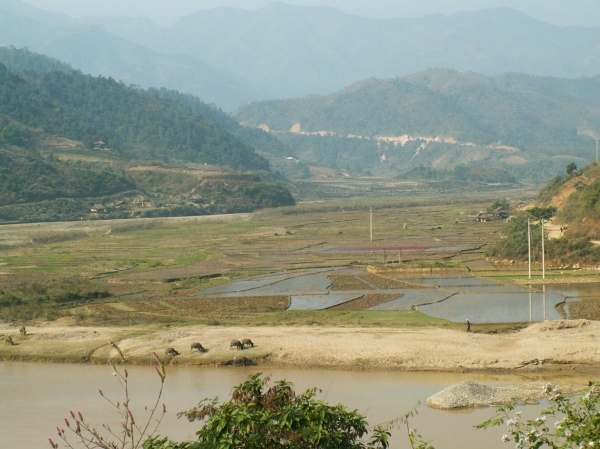 Paysage entre Binh Lu et Lai Châu (1)